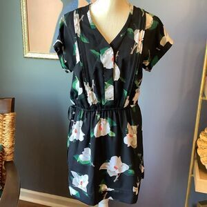 Banana Republic Floral Petite Dress 🌺